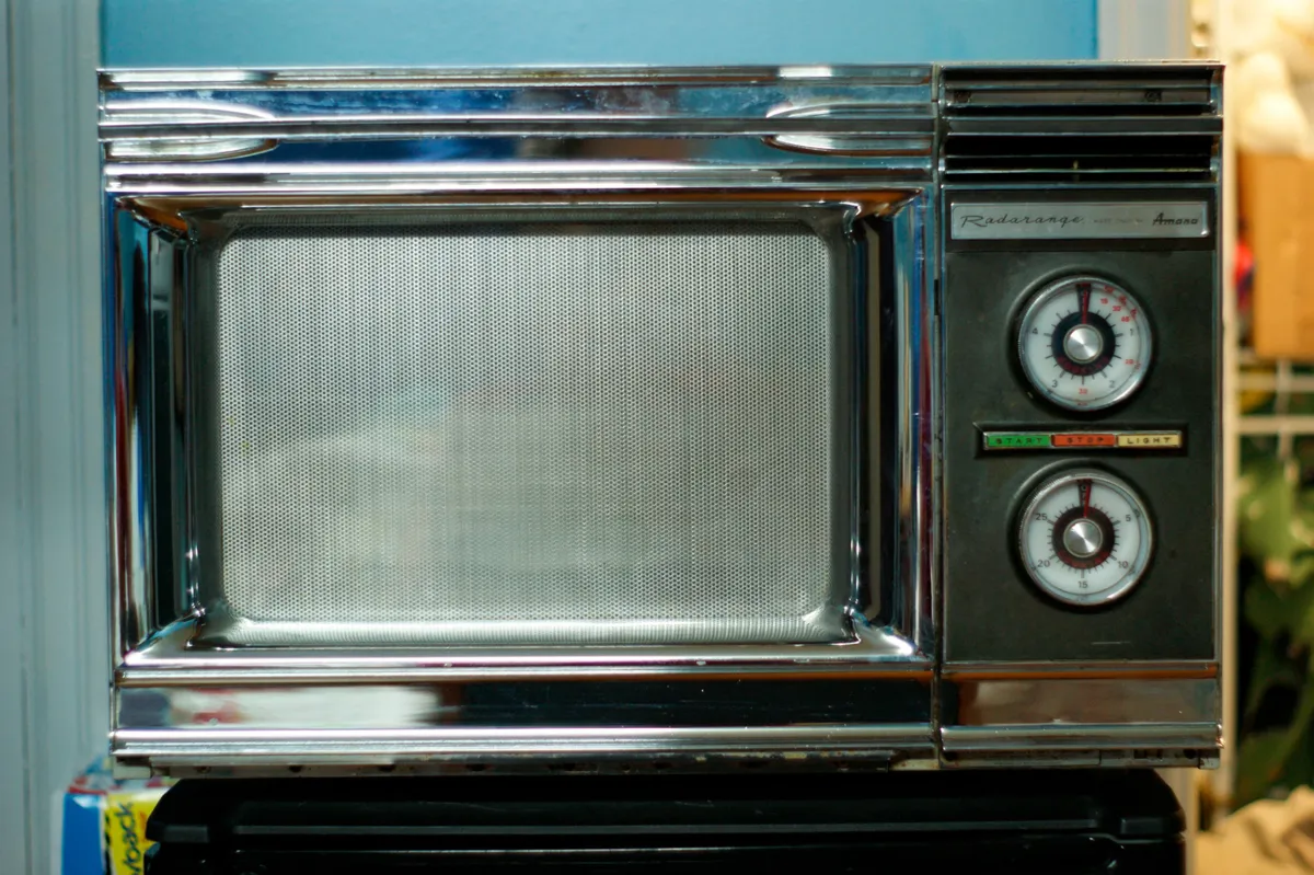 Then-now-microwave-1
