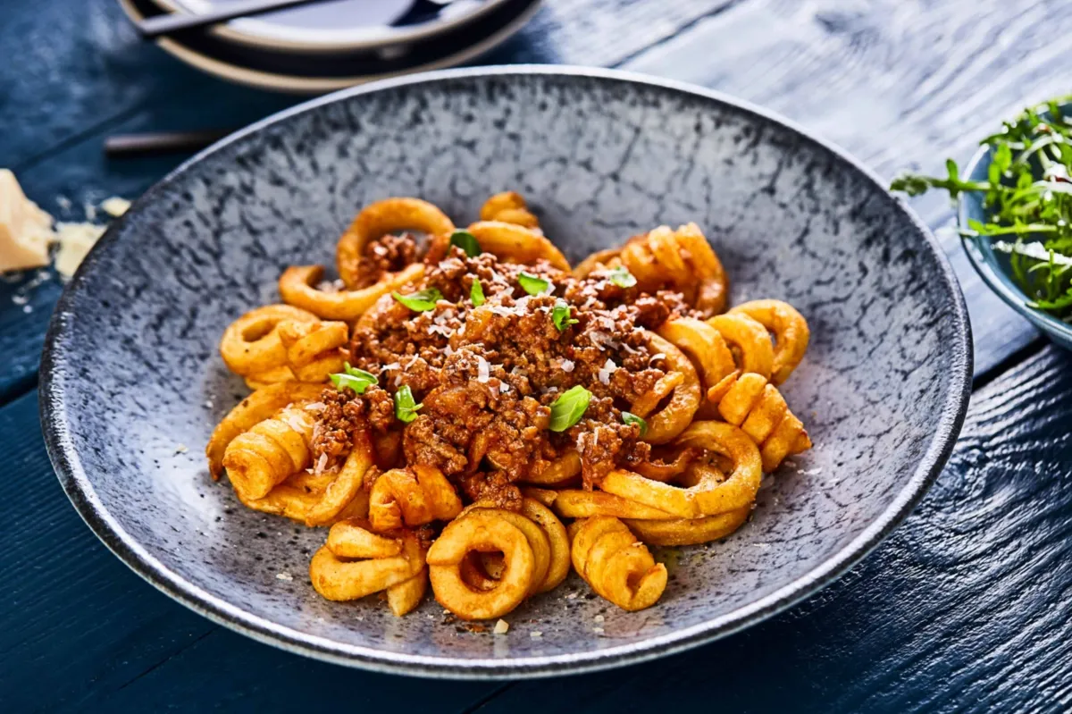 lw-ala-bolognese-season-twisters-002-rt