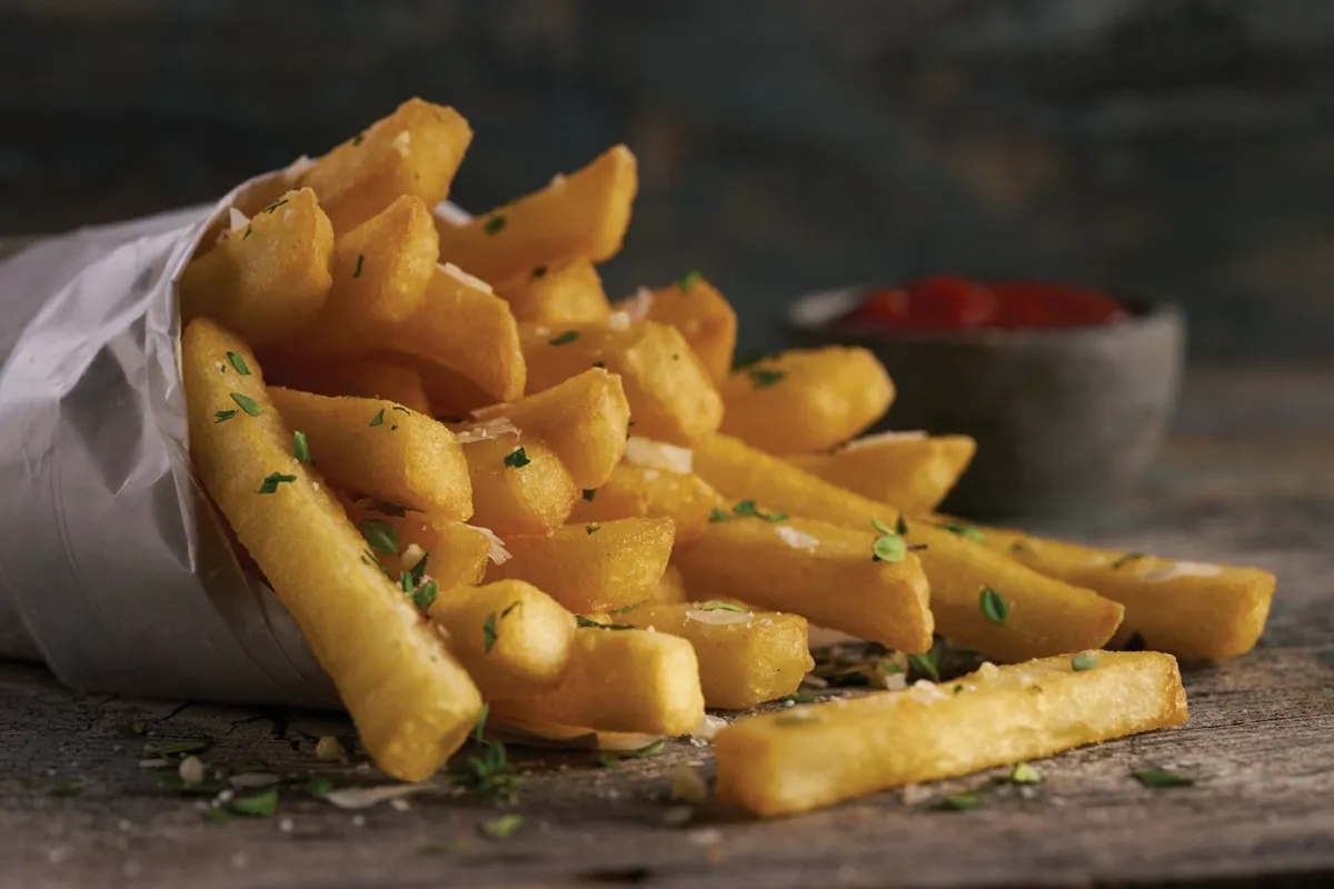 Fries-Regular-Cut-in-Cone