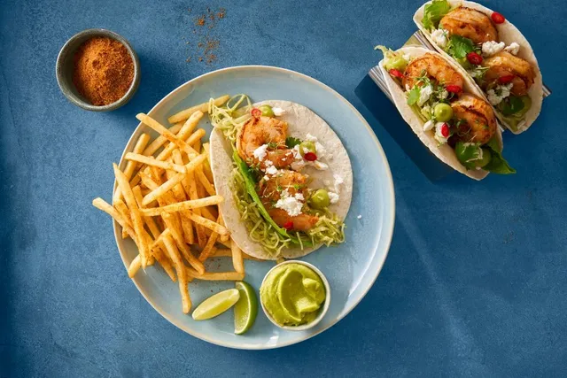 Medium-Lamb_Weston_Uncoated_6x6_SkinOff_ShrimpTaco_landscape